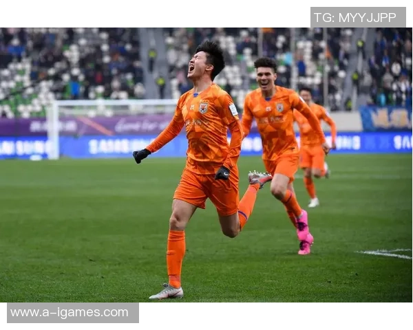 山东鲁能泰山足球队员的成长之路与未来展望分析